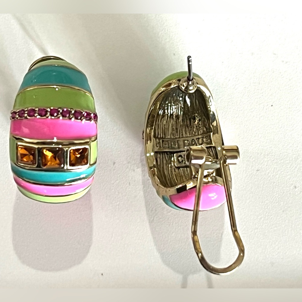 Heidi Daus 🆕 “Color Crazy” multi color half hoop omega for pierced ears earrings - Picture 7 of 7